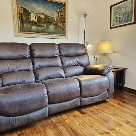 R2R - Apartamento Con Vistas - 14A05 *